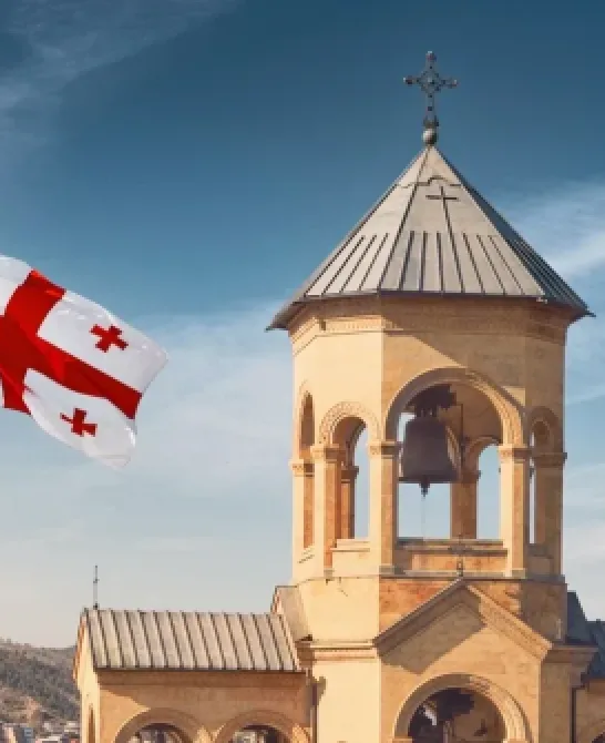 5 locuri surprinzătoare care te așteaptă dacă mergi într-un circuit în Georgia