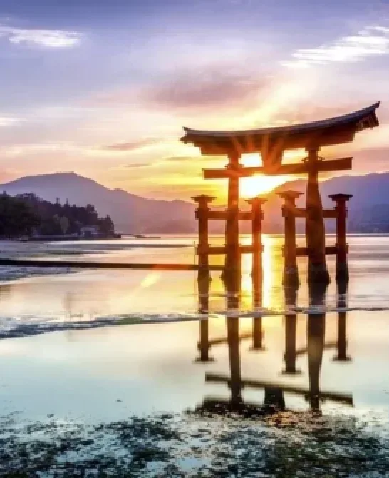 Miyajima: o poartă plutitoare spre insula zeilor