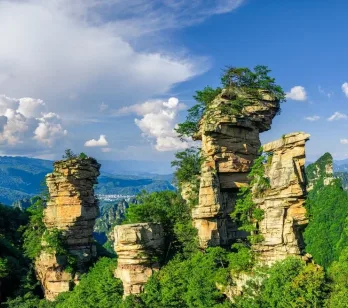 Top 5 atracții în China pentru iubitorii de natură: Zhangjiajie, Guilin și Croaziera pe Yangtze