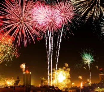Revelion 2026 în stil mare: cele mai spectaculoase experiențe din circuitele Exact Tours